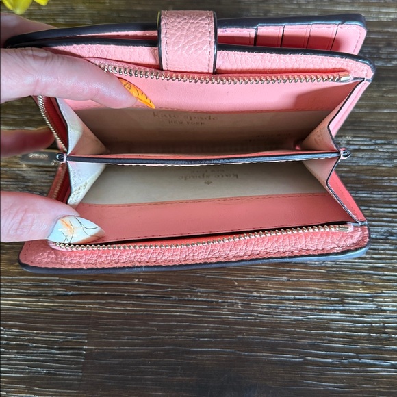 Kate Spade Watermelon Pink Wallet! - Picture 8 of 8